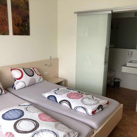 Muellers Weingut Und Weinstube Im Auerberg Apartment Nordheim  Ngoại thất bức ảnh