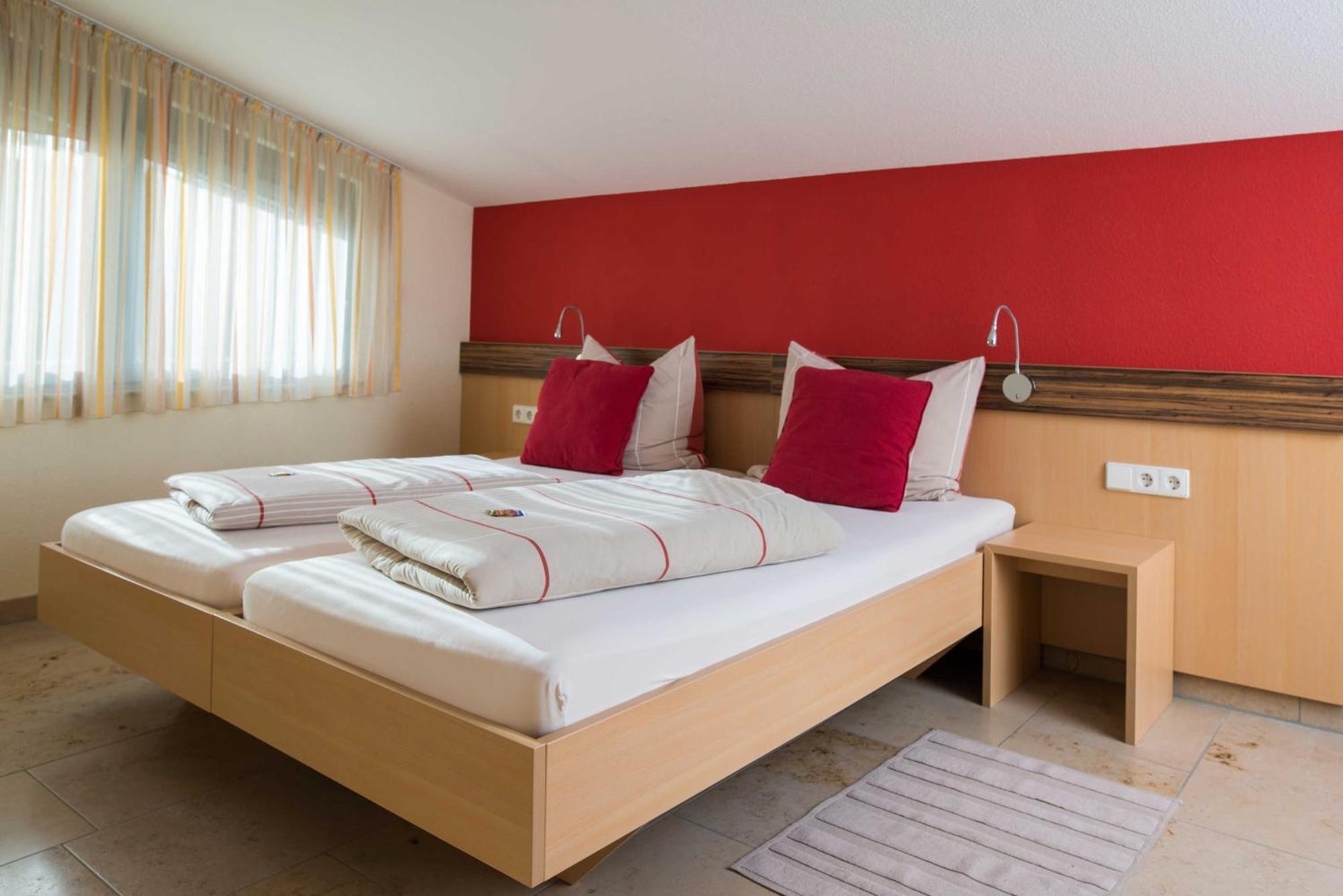 Muellers Weingut Und Weinstube Im Auerberg Apartment Nordheim  Ngoại thất bức ảnh